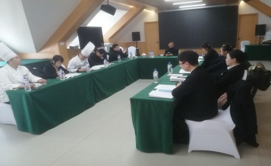 5.长白山云顶集团3118酒店组织召开治理人员会议(调整一下清澈度)_副本.jpg 5.长白山云顶集团3118酒店组织召开治理人员会议(调整一下清澈度)_副本.jpg